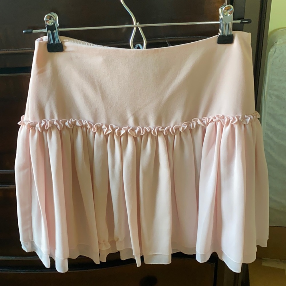 Pink banana republic skirt. Size 0. Never worn